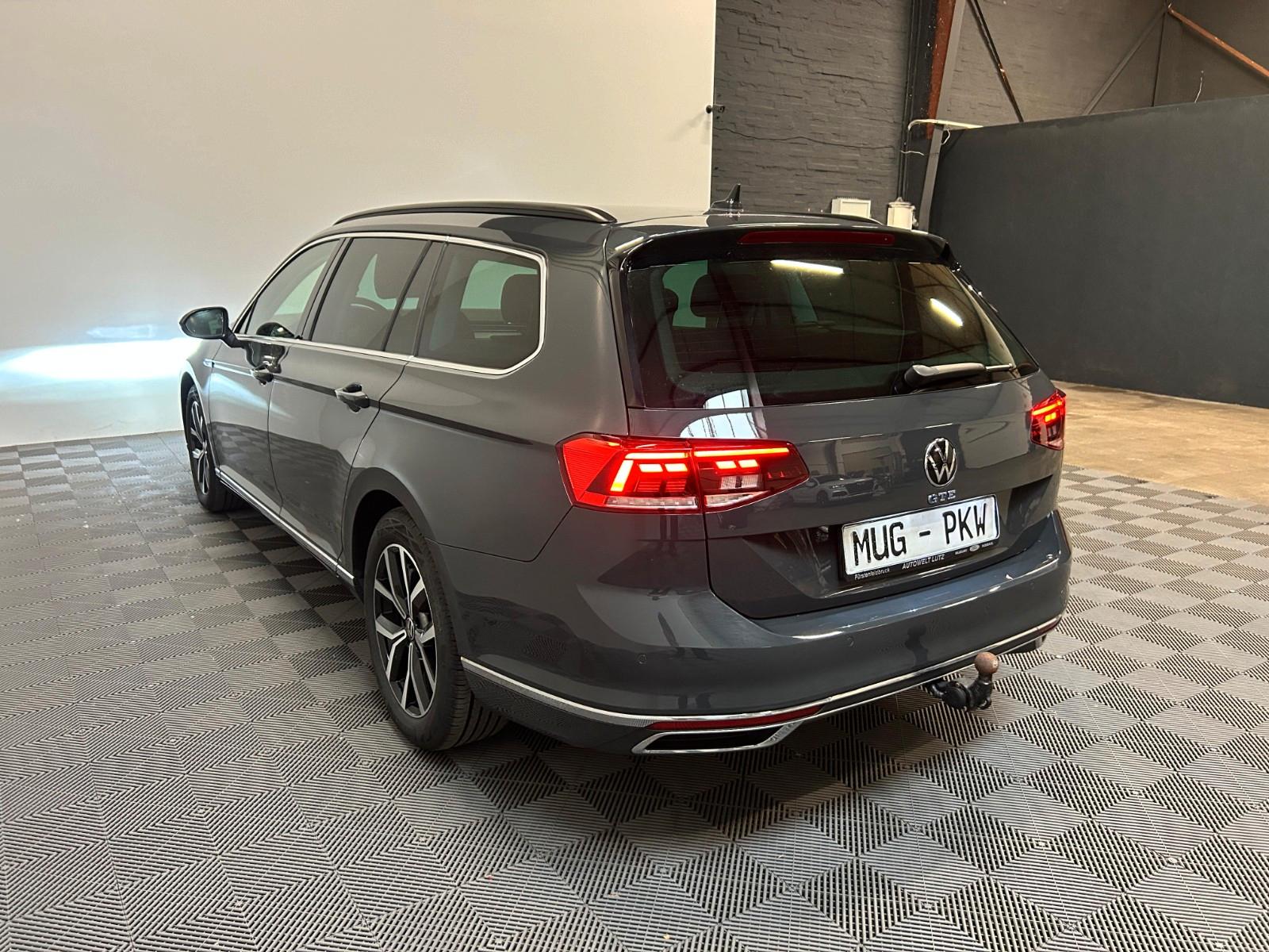 Volkswagen Passat Variant GTE *ACC-AHK-Kamera-Massage-LED*