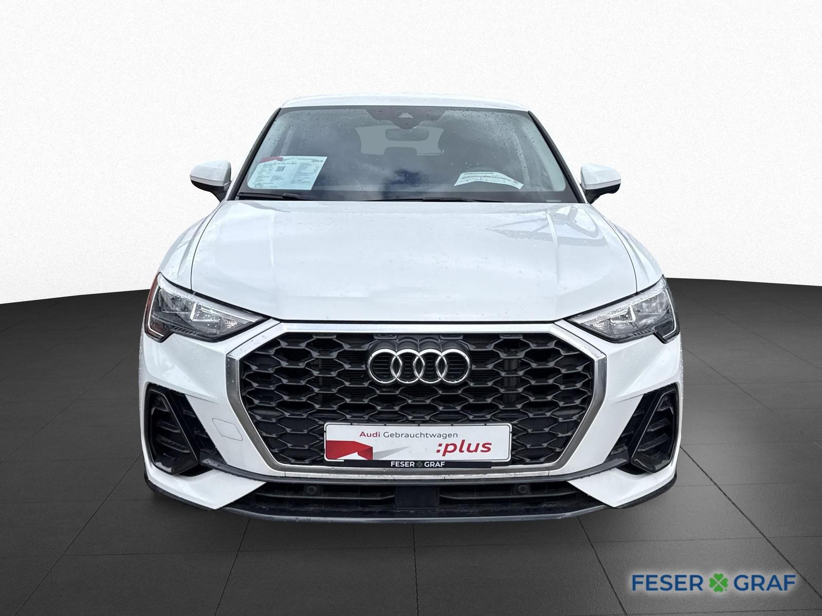 Audi Q3 Spbortback 45 TFSIe S-tr. NAVI PDC SHZ