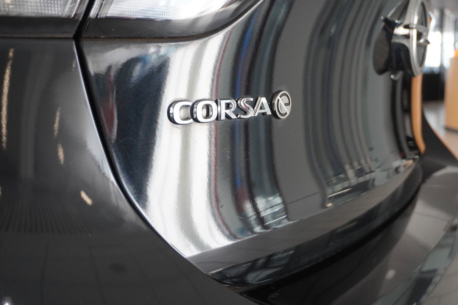 Fahrzeugabbildung Opel Corsa-e F ELEGANCE 3-PHASIG NAVI/LED/KAMERA/DAB+