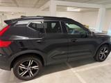 Volvo XC40 T3 R Design Geartronic R Design *Voll* - Volvo XC40 in Gelsenkirchen