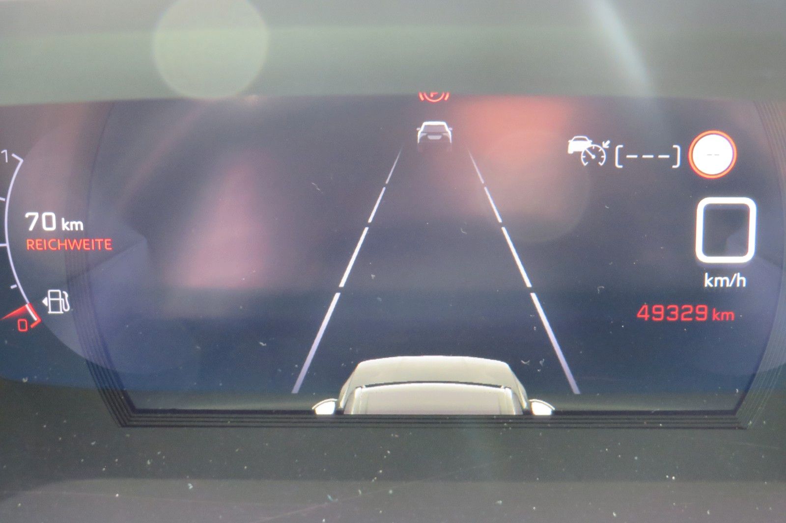 Fahrzeugabbildung Peugeot 2008 GT 1.2 PURETECH NAVI KAMERA PDC ACC 1.HAND