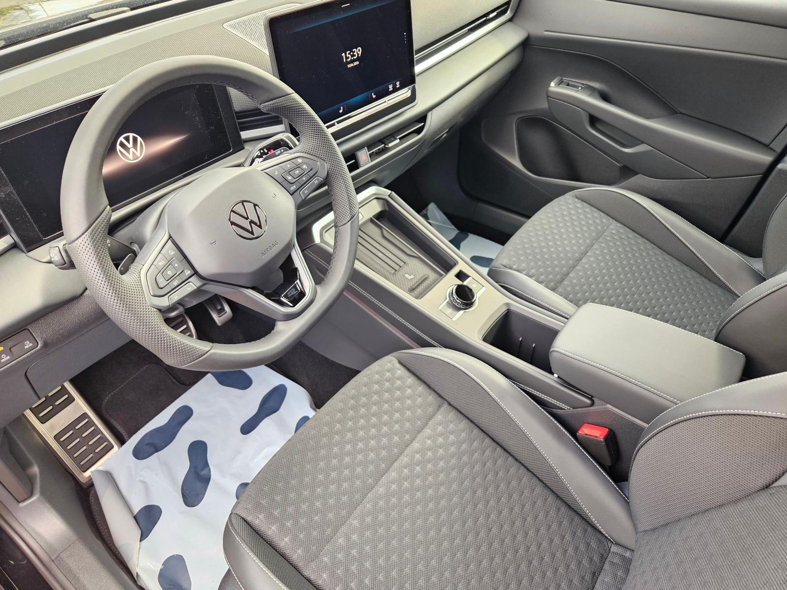 Volkswagen T-Roc 1.5 eTSI 110 kW R-Line DSG AHK LED