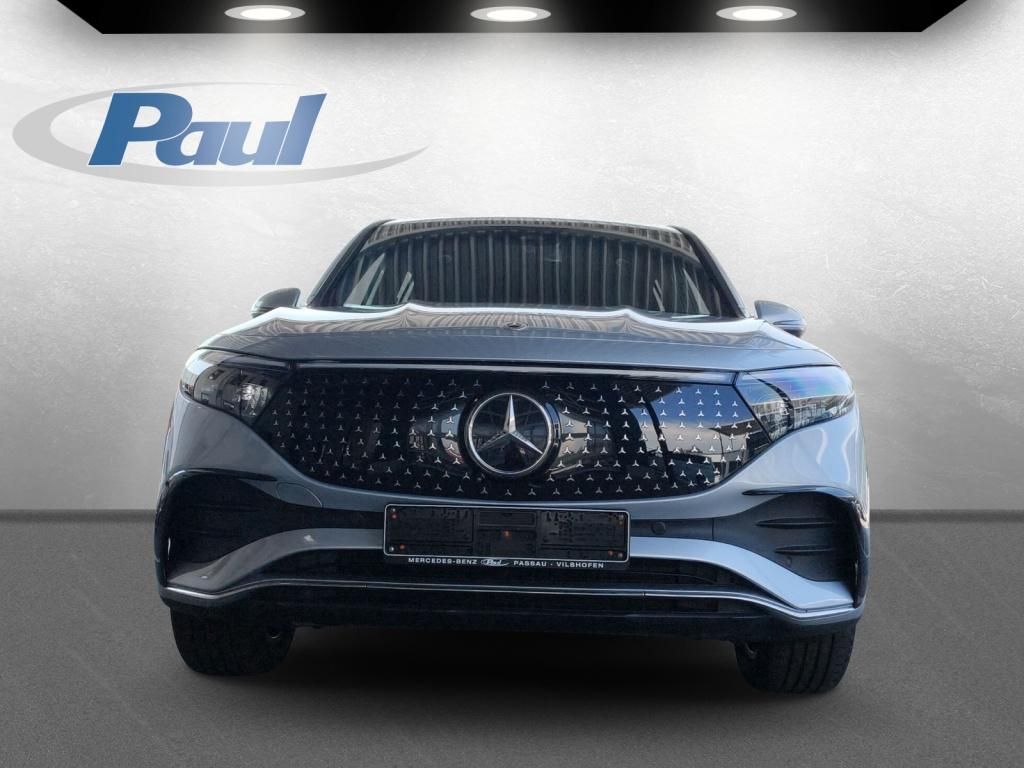 Mercedes-Benz EQB — fotografia 3