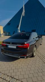 BMW 730Ld xDrive | Lang | Fond-Ent. | Massa. | Pano - BMW 730 Gebrauchtwagen in Nürnberg