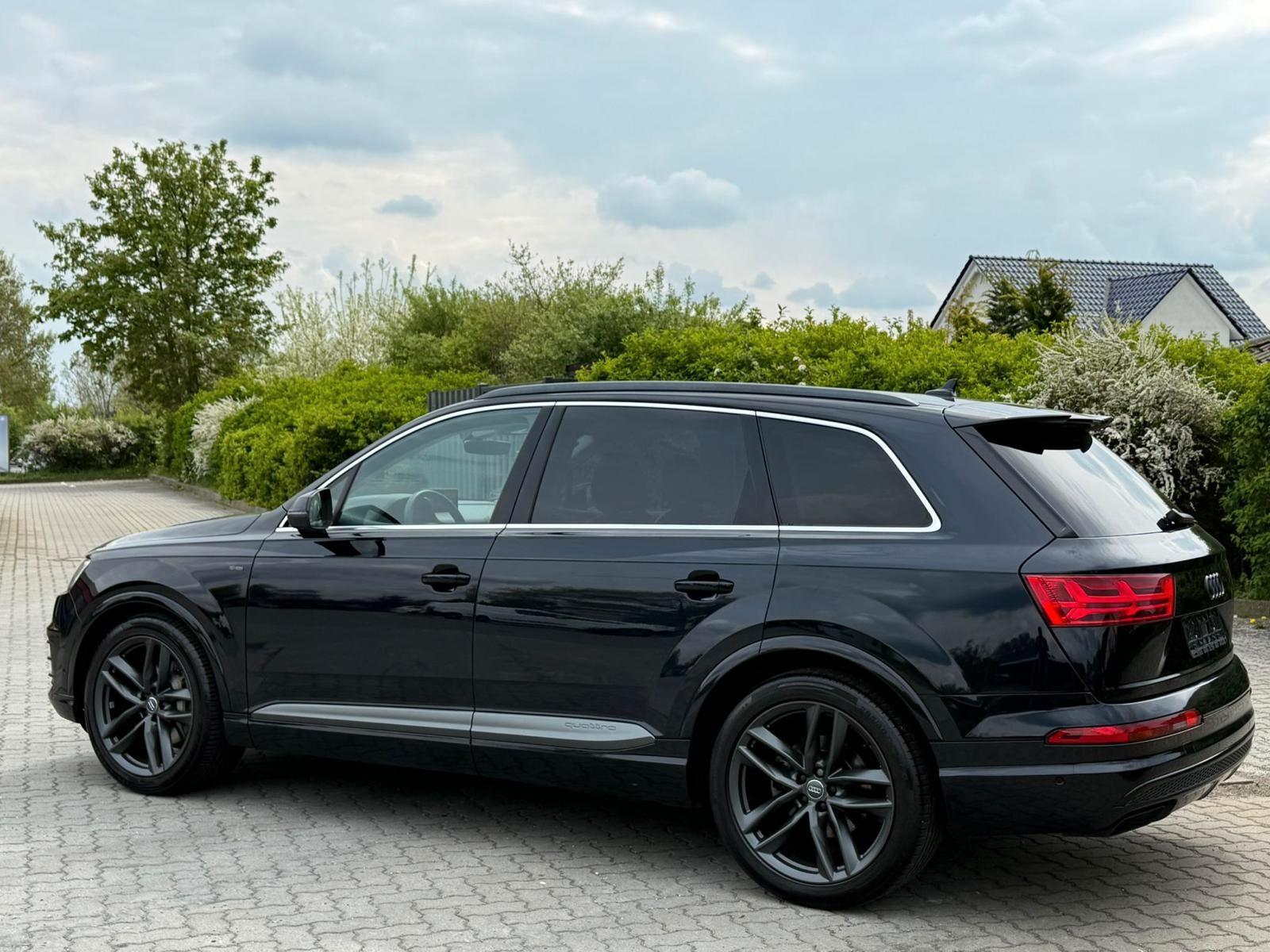 Audi Q7 3.0 TDI quattro*S-LINE*MATRIX*MMI*HUD