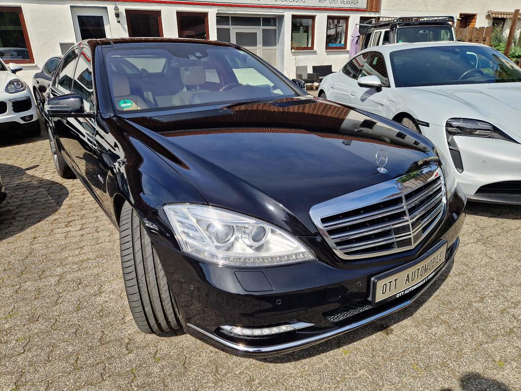 Mercedes-Benz S 600