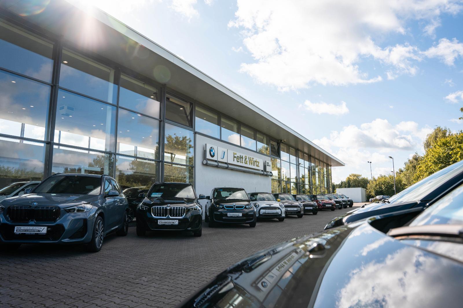 showroom-image-main