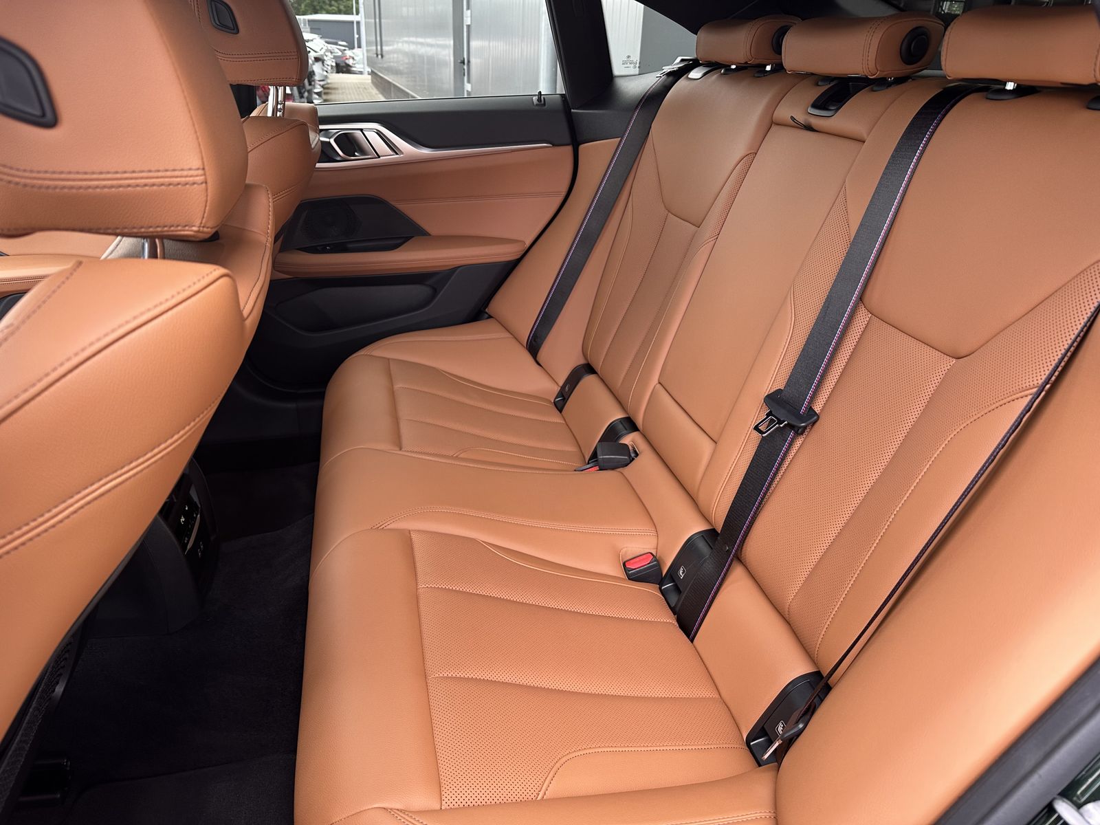 Fahrzeugabbildung BMW 420i Gran Coupé M-Sport NAV+LED+HIFI+19ZOLL+1HD