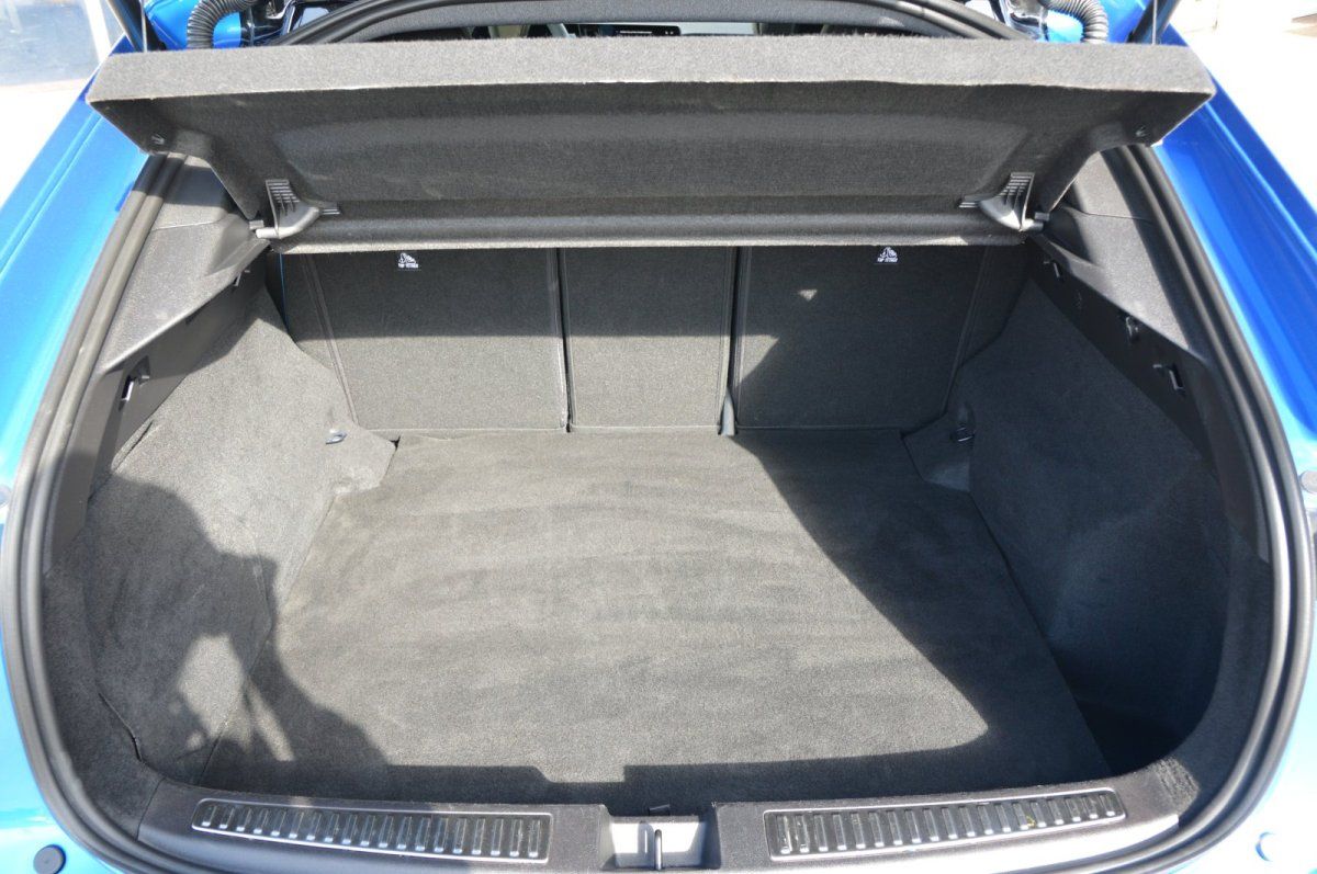 Fahrzeugabbildung Renault Rafale   200 E-Tech Full Hybrid Esprit Alpine