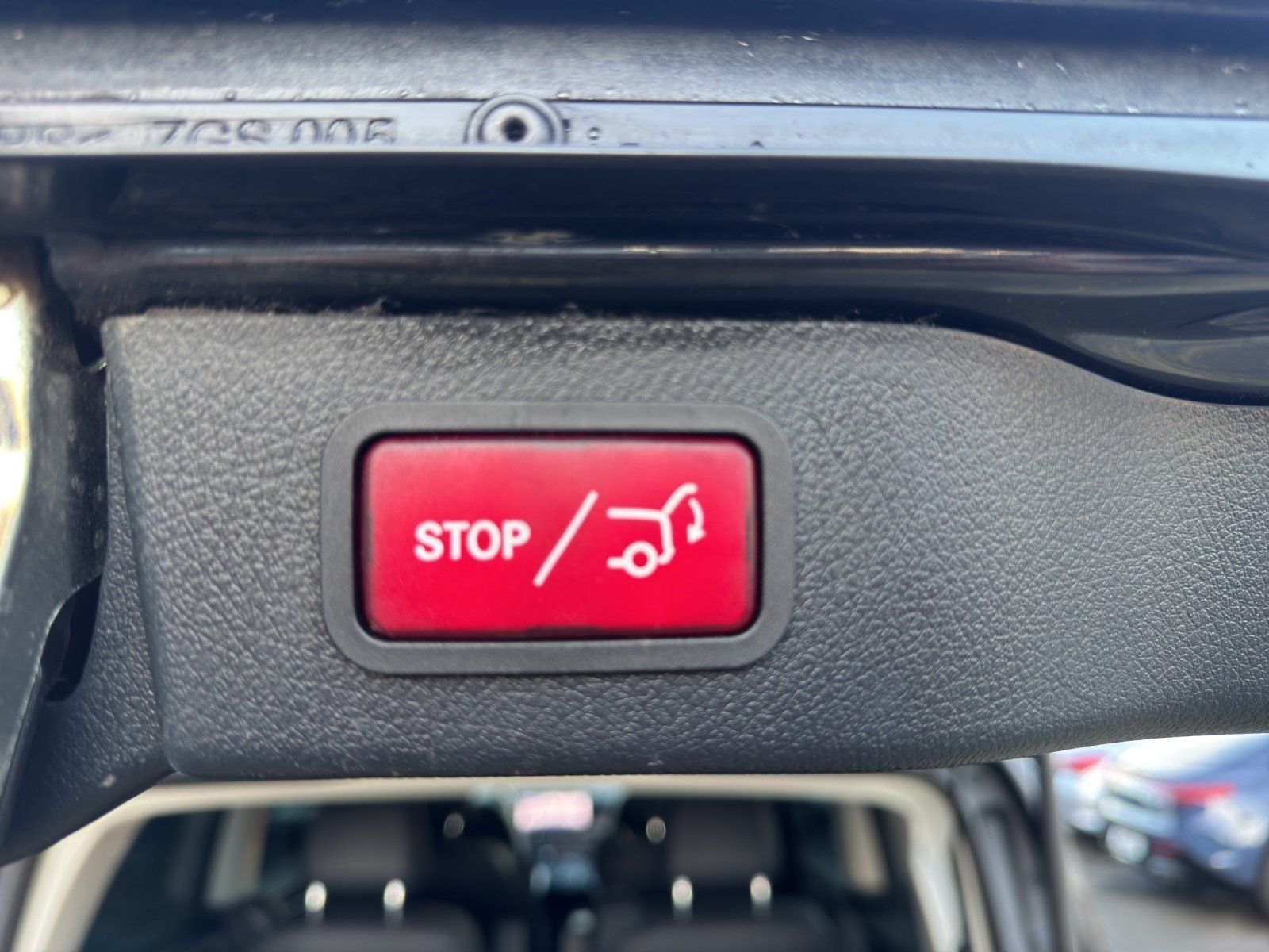 Fahrzeugabbildung Mercedes-Benz V250d L Avantg AIRMATIC Standhzg DISTRO Burm AHK