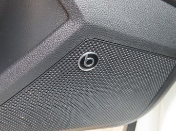 Fotografie des Seat Arona FR 6-G 81kw AHK Navi Climatronic ALU `18