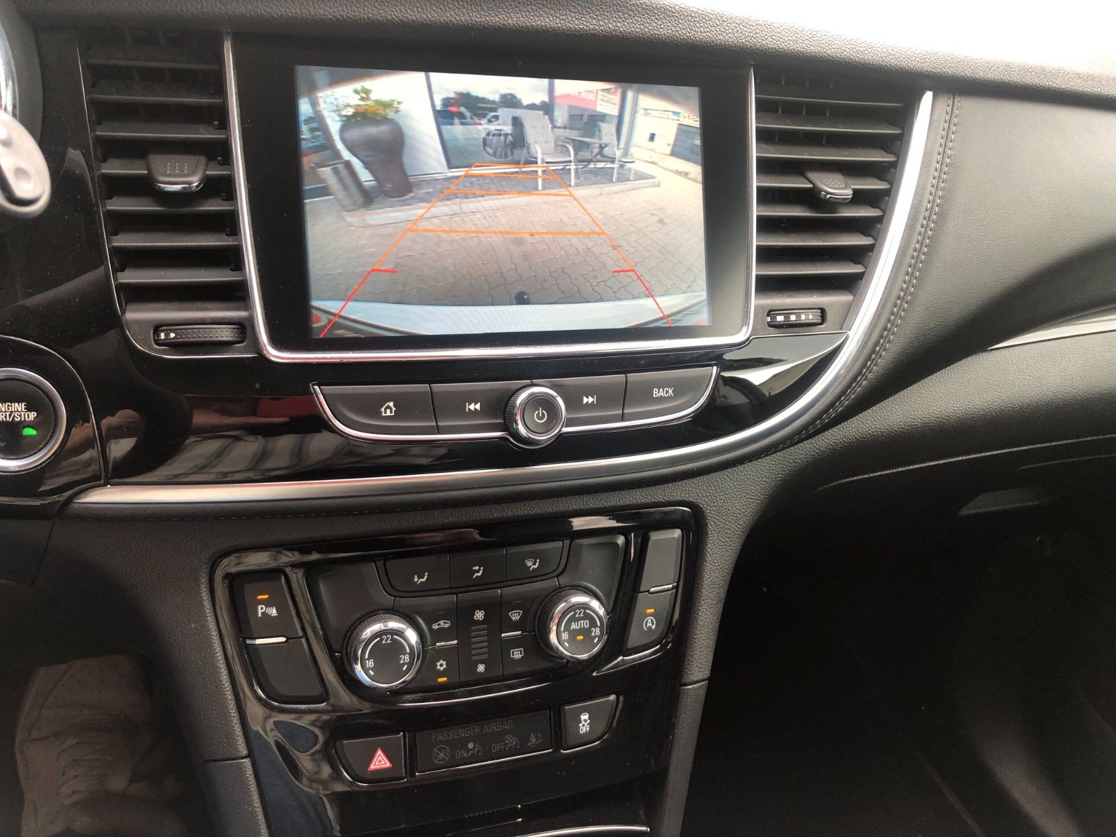 Fahrzeugabbildung Opel Mokka X Innovation Start/Stop