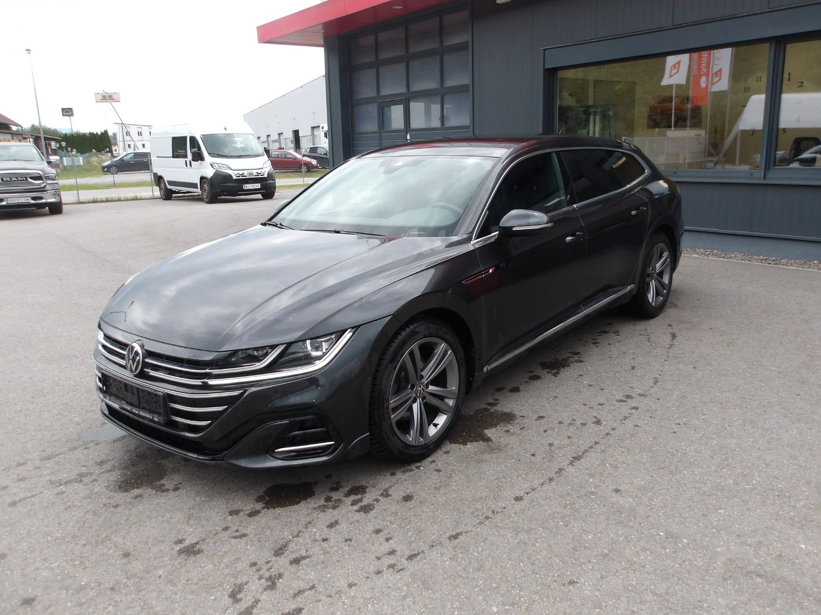 Volkswagen Arteon SB R-Line "AHV,Kamera" EXP € 20490.--
