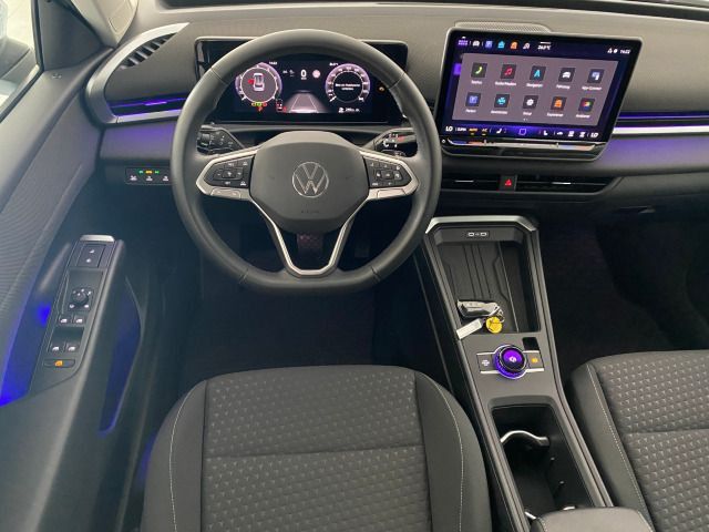 T-Roc Life 1.5 eTSI DSG LED+KAMERA