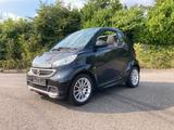 Smart Cabrio Servo, Sitzheizung ,Klima - Smart ForTwo in Kassel