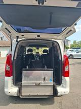 Citroën Berlingo HDi 110 FAP mit Rollstuhlrampe - Citroën aus 2012