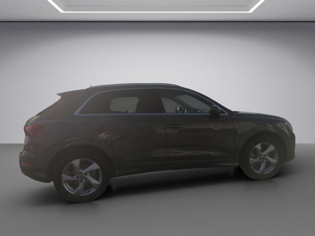 Q3 40 2.0TFSI quattro 140kW advanced, LED, Navig
