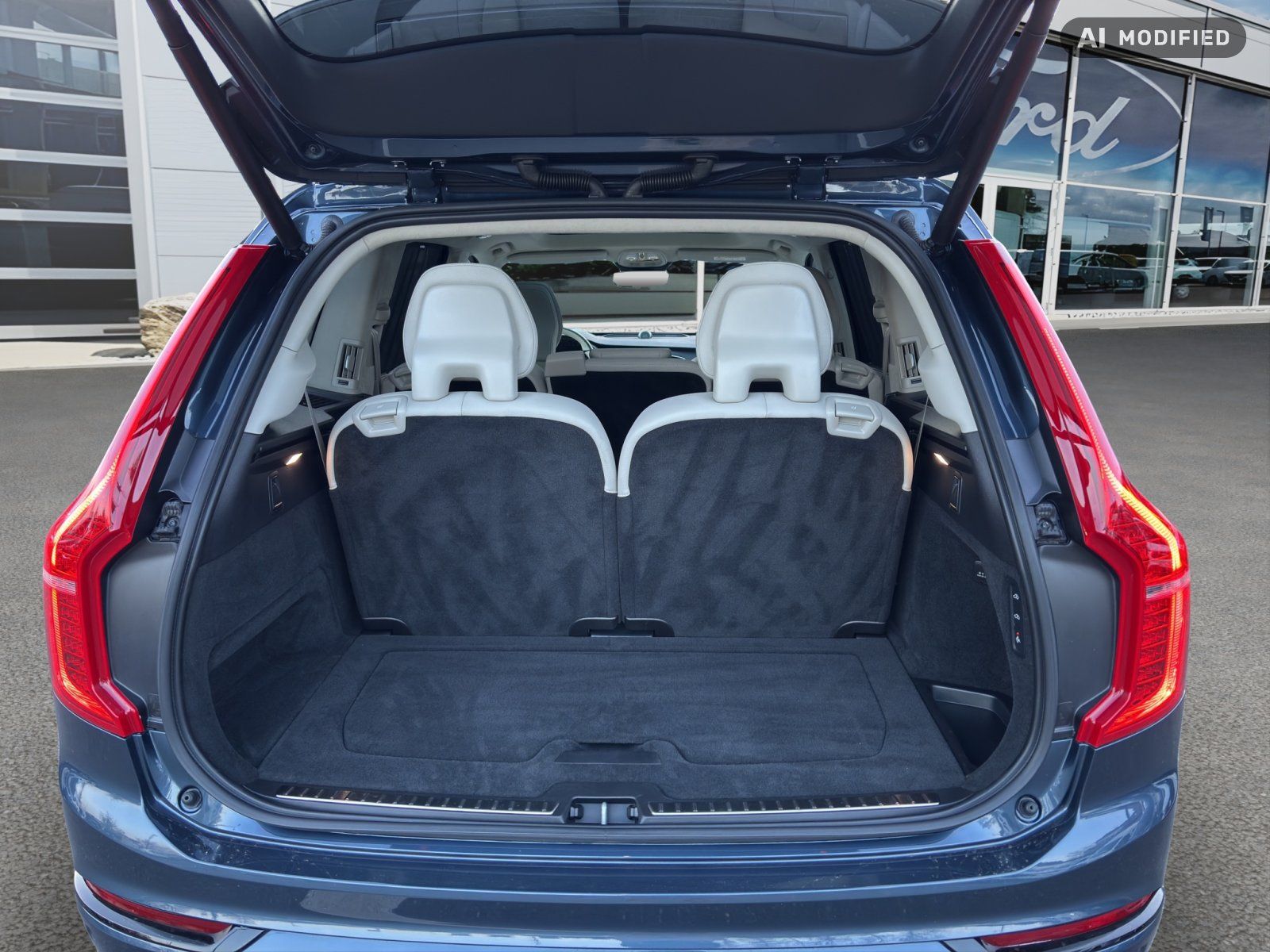 Fahrzeugabbildung Volvo XC 90  Ultimate Dark Recharge Plug-In Hybrid AWD