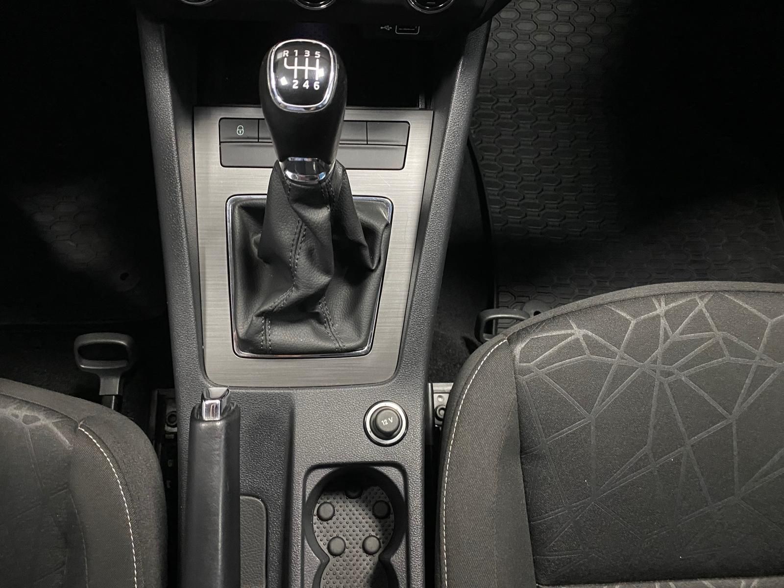 Fahrzeugabbildung SKODA Octavia 1.0 TSI Clever APP+KLIMA+PDC+SITZHEIZ+An