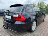 BMW 318 318i*AUTOMATIK*AHK*NAVI*XENON*KLIMA*TEMPOMAT - BMW 3 Series aus 2007