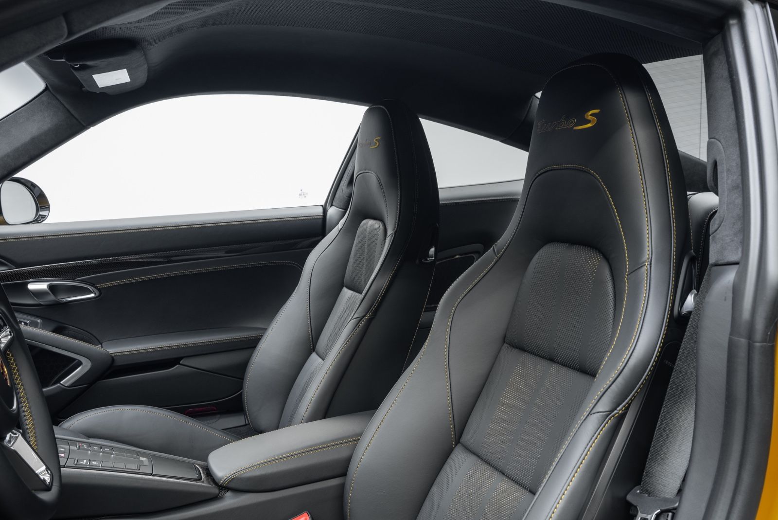 Fahrzeugabbildung Porsche 991.2 Turbo S Exclusive Series LIFT/CARBON/DTFZG