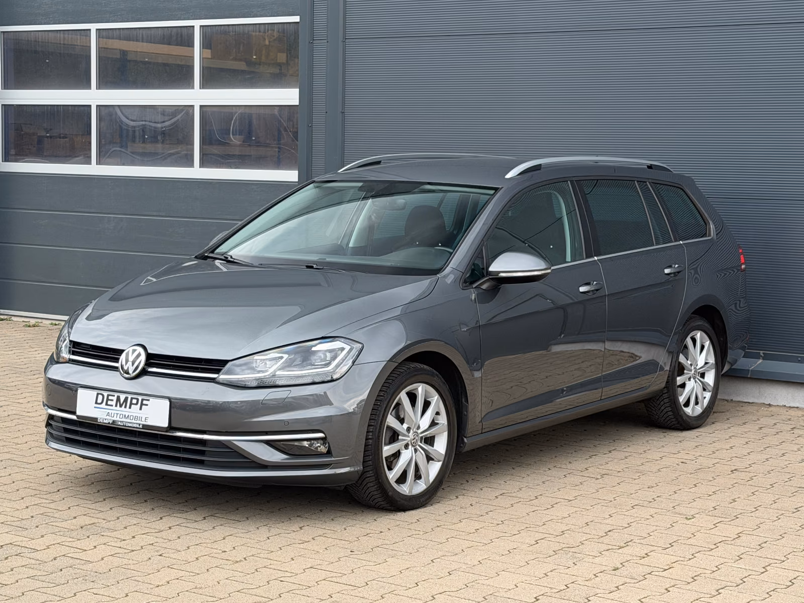 Volkswagen Golf Var. Highline*DSG*ErgoActive*LED*Navi*ACC*