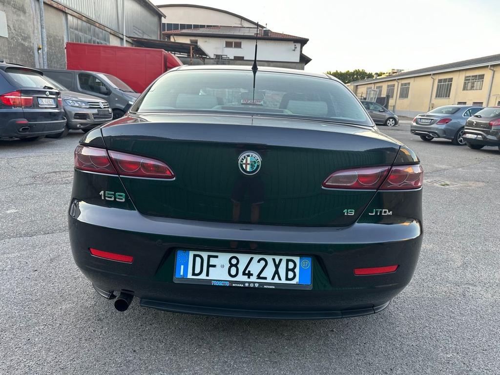 Alfa Romeo 159