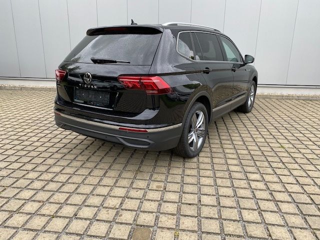 Tiguan Allspace 1.5 TSI DSG VOLL AHK/PANORAMA/19
