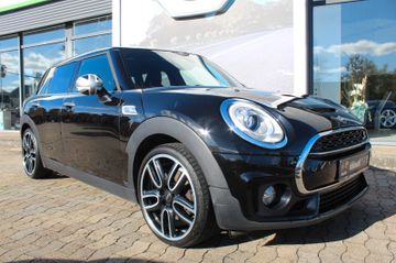 Fahrzeugabbildung MINI Clubman Cooper SD All4 JCW Navi