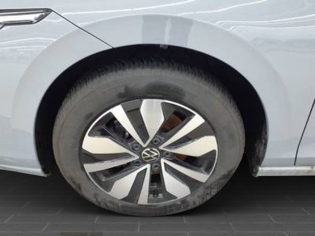 Volkswagen Golf - Bild 5