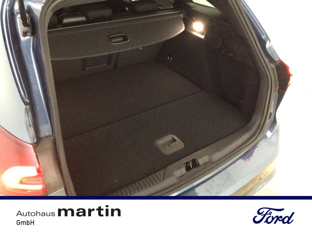 Fahrzeugabbildung Ford Focus 1.0 EcoBoost ST-Line X S/S EURO FACEL. LED