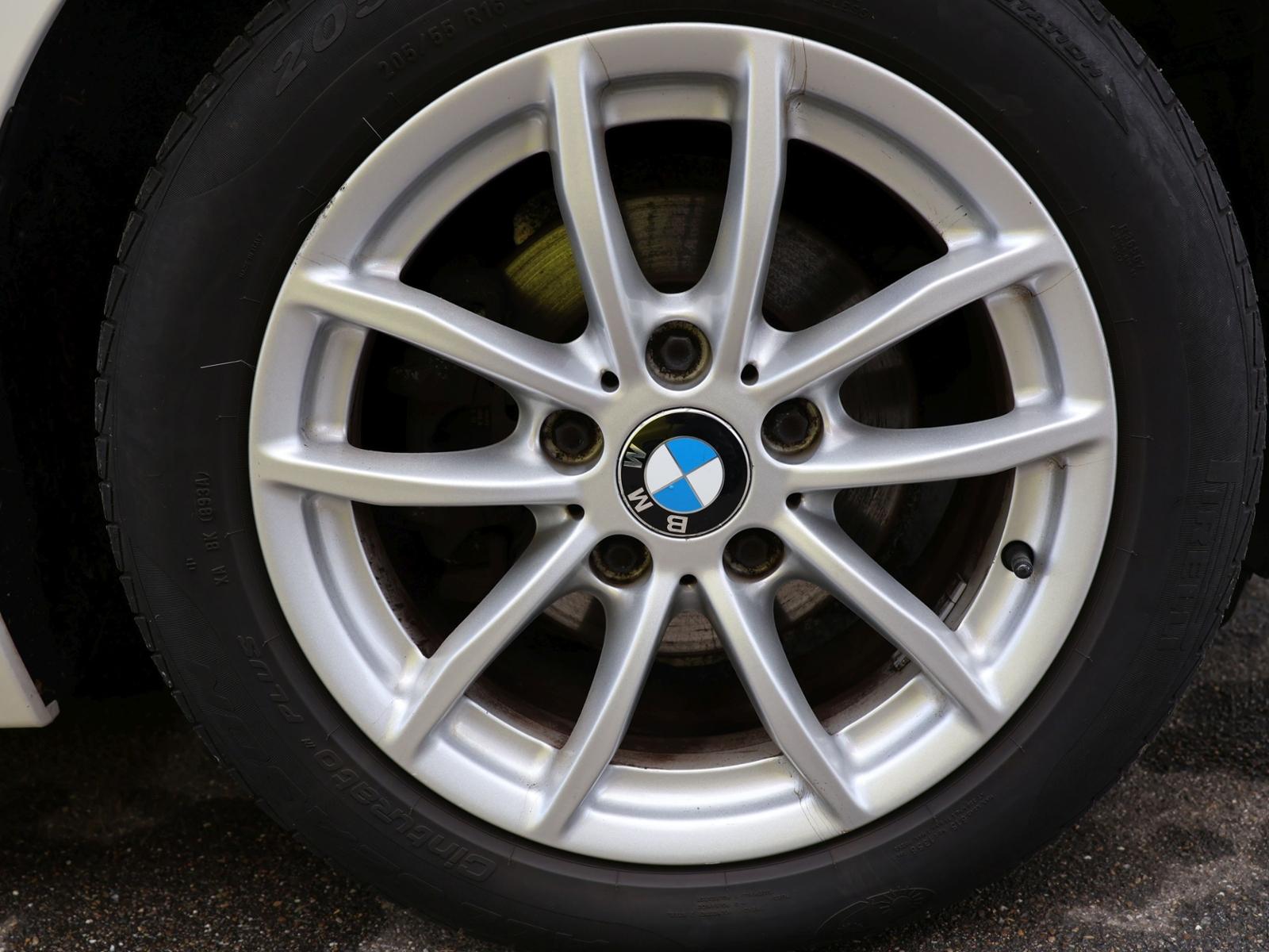 BMW 116i 1 Lim. 5-trg. SHZ PDC