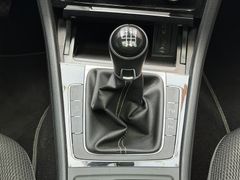 VW Golf VII Limo Cup|SHZ|PDC|Klima|Pano|Navi|1.Hand