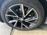 Skoda Superb Kombi 2,0TDI DSG 4x4 Sportline 4x SHZ - Skoda Superb: Allradantrieb, Dsg