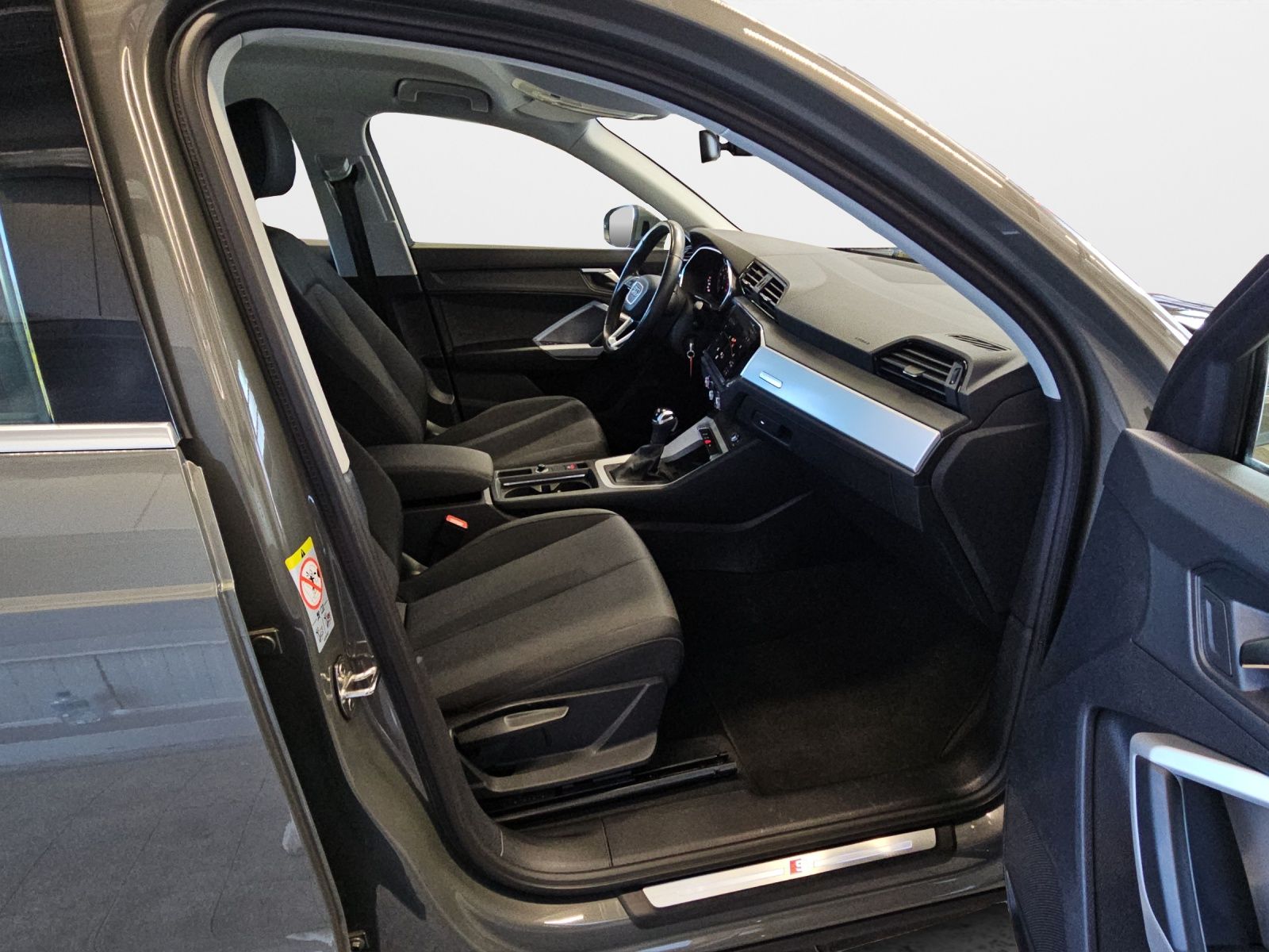 Audi Q3 35 TFSI S tronic S line NaviPlus AHK Kamera S foto 13