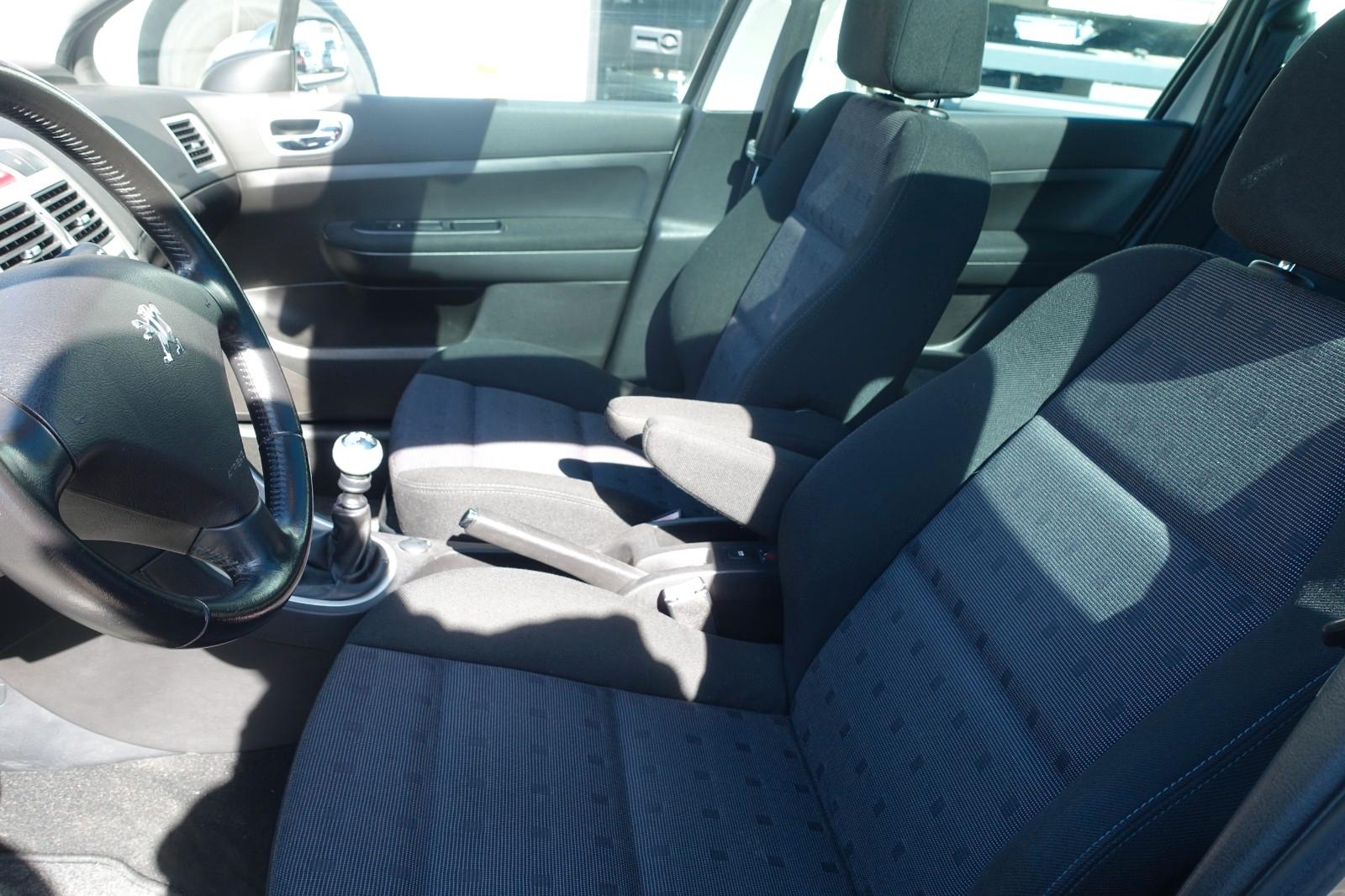 Peugeot 307 2005 — photo 11