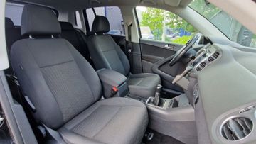 Volkswagen Tiguan - 7