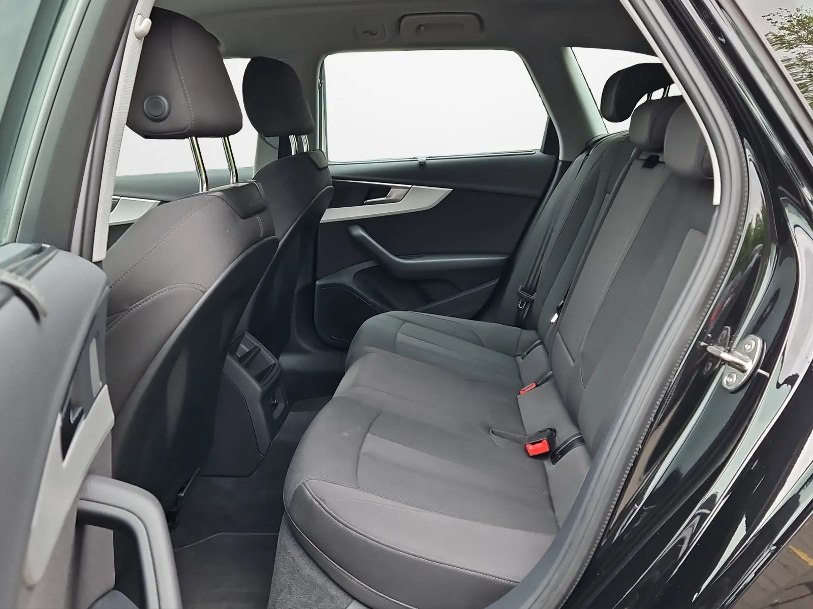 Audi A4 Avant 35 TDI S tronic advanced NaviPlus AHK S, миниатюра 11