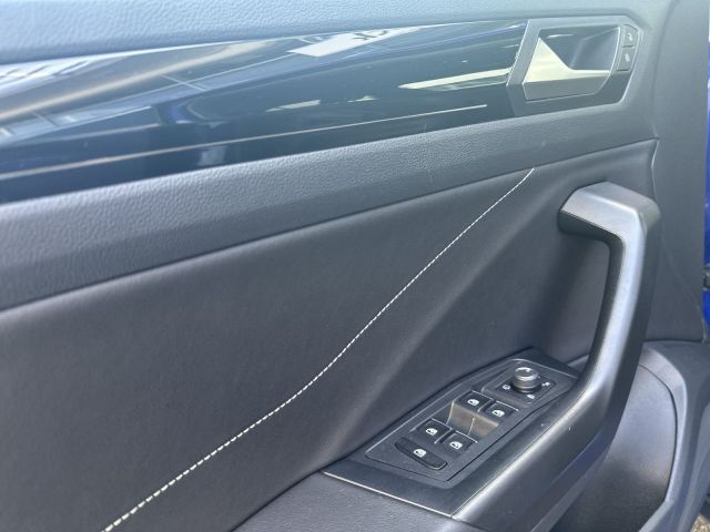 T-Roc 2.0 TSI DSG R-Line 4M 19 NAVI RFK AHK