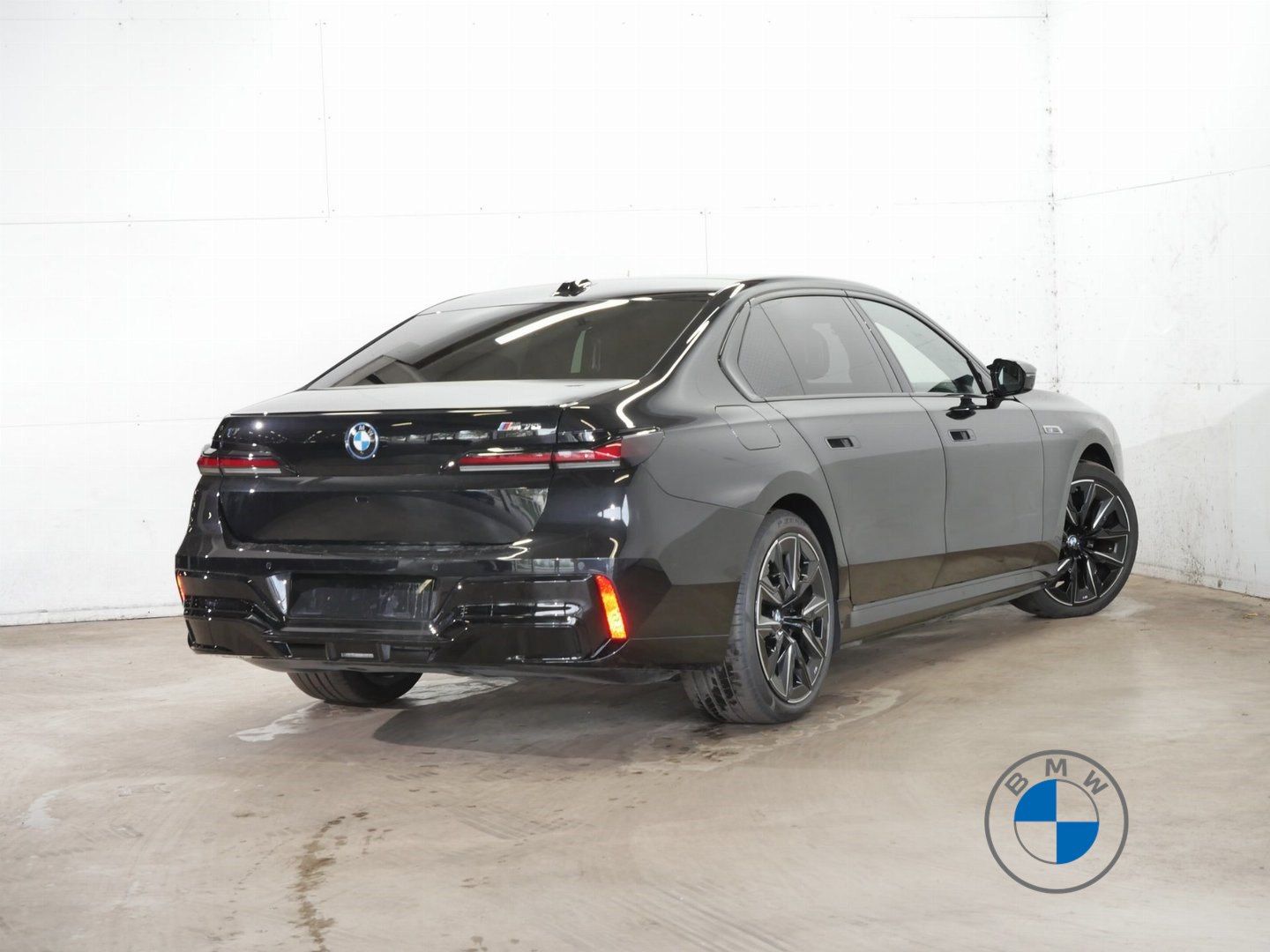 BMW i7 M70 xDrive M Sport 21 TV Massage Skylg. B&W foto 5