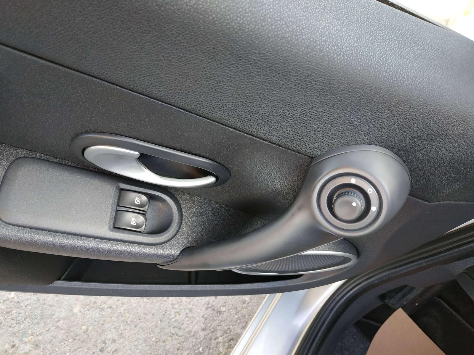 Clio 1.2 Automatik/ TÜV NEU/ 1.Hand/ Alufelgen/  – Bild 13