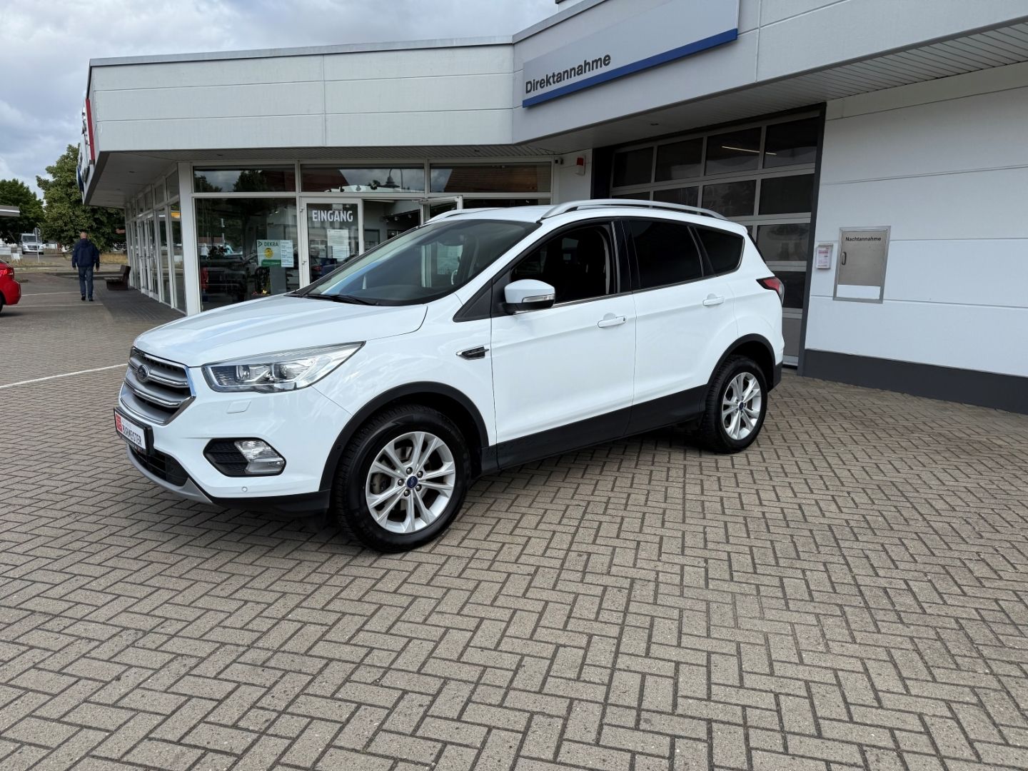 FORD Kuga Titanium 1.5 EcoBoost - Image 2