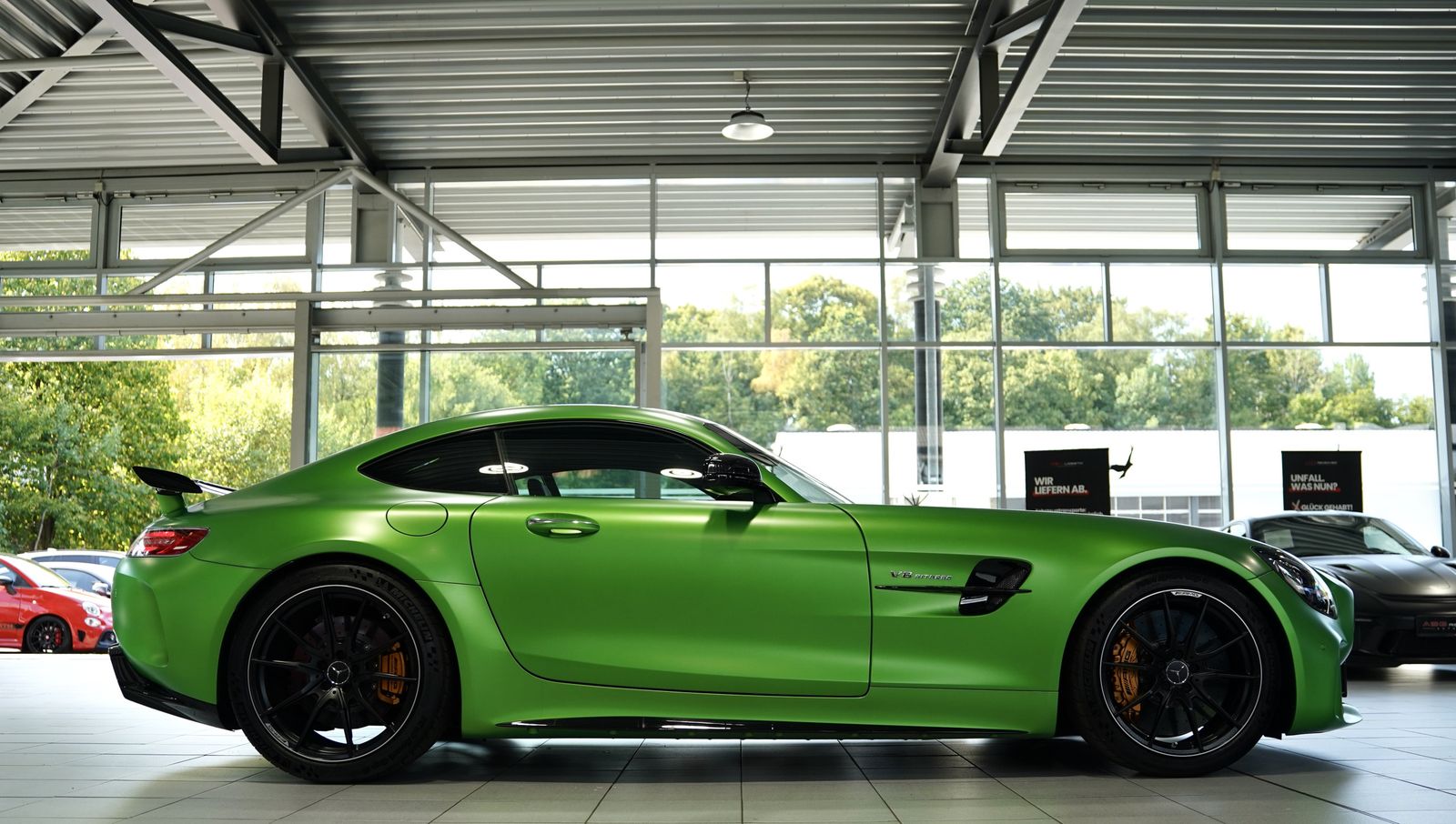 Mercedes Benz Amg Gt R