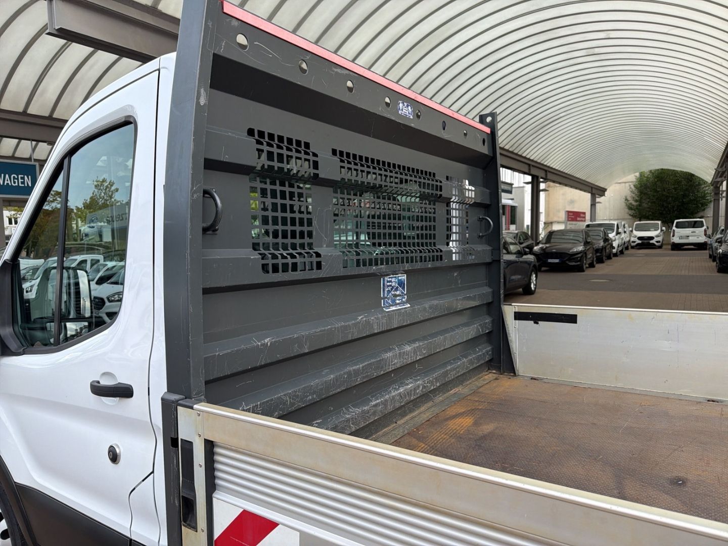 Fahrzeugabbildung Ford Transit Einzelk. Pritsche 350 L4 Trend Zwillingb