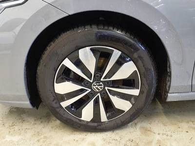 Volkswagen Golf - Bild 7