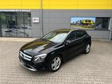 Mercedes-Benz GLA 220 CDI / d 4Matic/ALLRAD/NAVI/KLIMA/SHZ - Mercedes-Benz GLA 220: Cdi