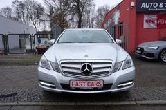 Fahrzeugabbildung Mercedes-Benz E 350 CGI BlueEfficiency Elegance Kamera Navi SD