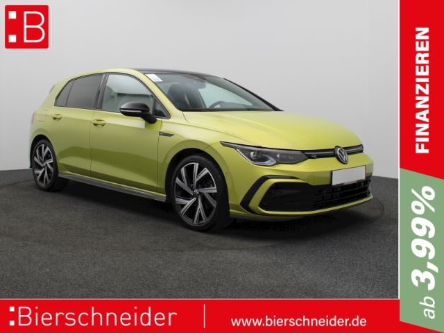 Volkswagen Golf 8 1.5 eTSI DSG R-Line IQ.LIGHT NAVI PANORAM