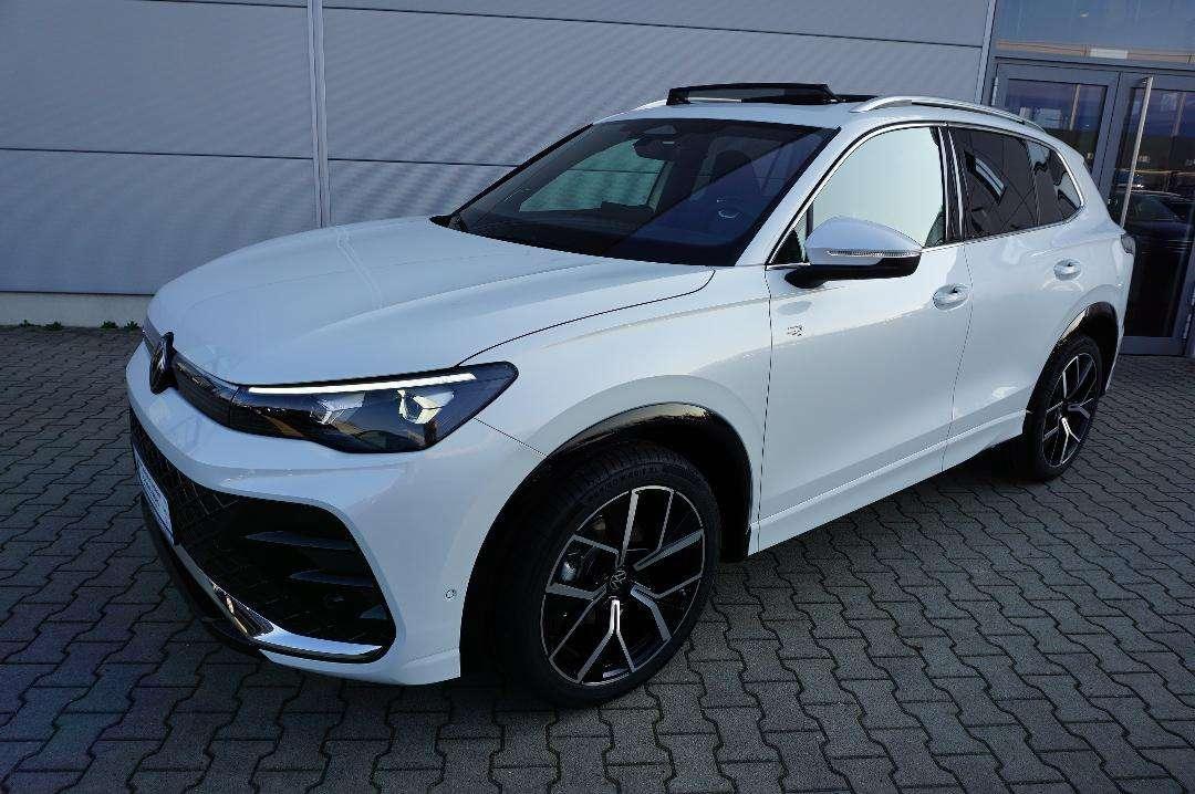 Volkswagen Tiguan R-Line 1,5 l TSI 7-Gang-DSG Navi,Pano,AHK