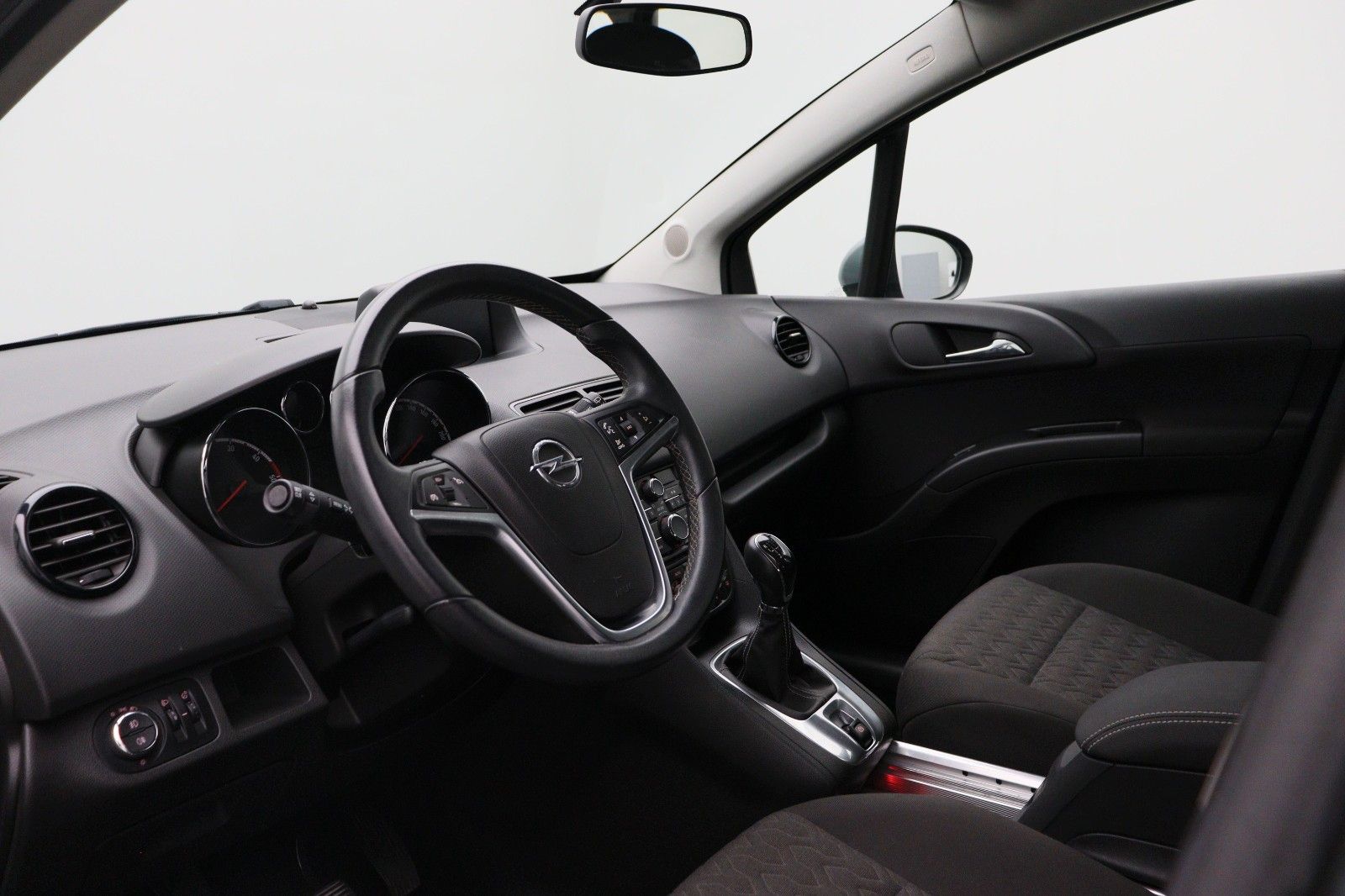 Fahrzeugabbildung Opel Meriva Active